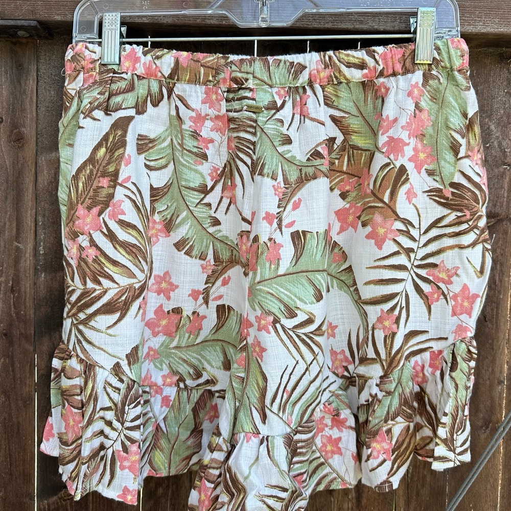 Rip Curl “La Quinta” shorts, size large.